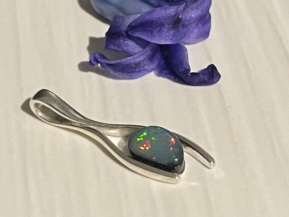 Boulder Opal (Australia) Pendant in Sterling Silver (925)