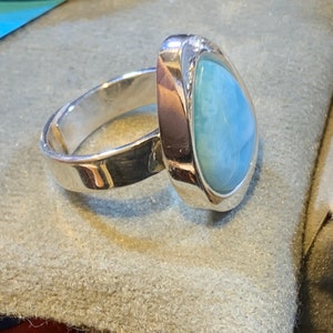 Very nice Larimar ring in an extravagant design with silver (925) sterling.