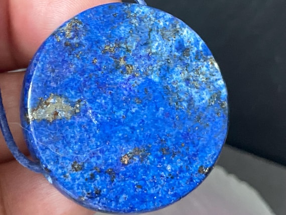 Drilled lapis lazuli pendant – deep blue gemstone with a regal aura, unique natural stone for jewelry & gifts