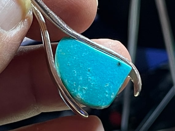Real turquoise pendant in silver (925) sterling