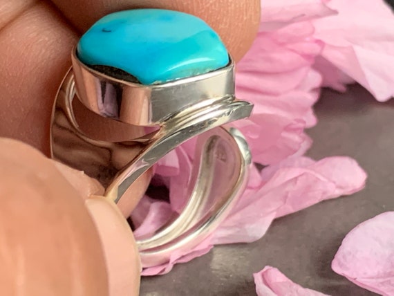 Real turquoise Ring in silver (925) sterling