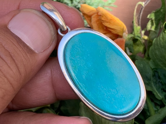 Real turquoise pendant in silver (925) sterling