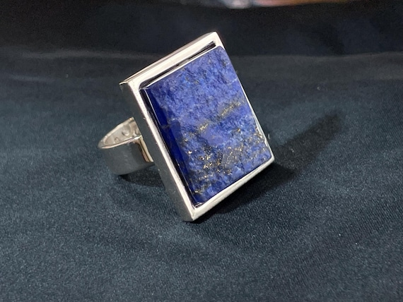 Beautiful  Lapislazuli Ring handmade in silver 925 sterling