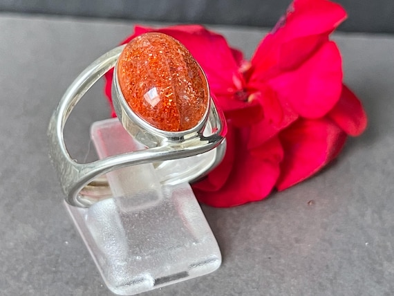 Beautiful  Sunstone Ring handmade in silver 925 sterling