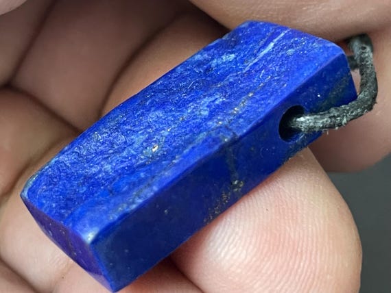 Lapis lazuli pendant drilled – spiritual gemstone jewelry as a unique piece for intuition, truth & new energy