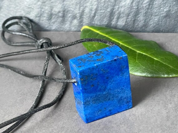 Real lapis lazuli in a unique design