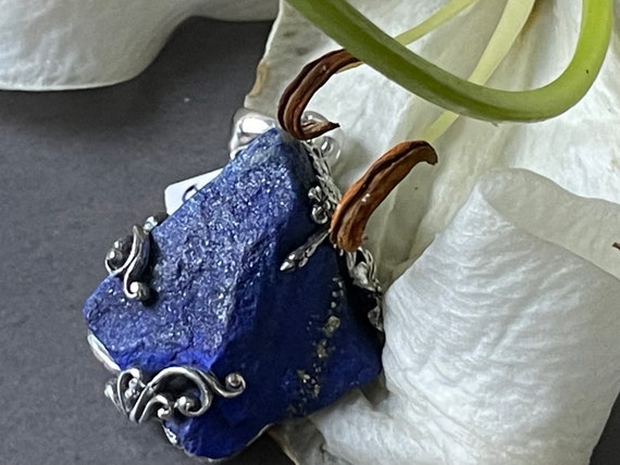 Beautiful natural Lapislazuli Pendant handmade in silver 925 sterling