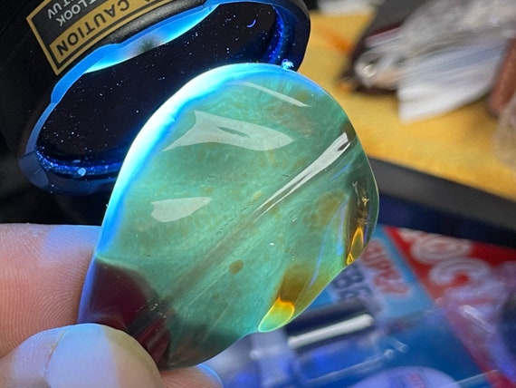 Phenomenal, rare blue amber