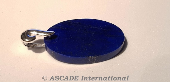 Lapis lazuli pendant with silver