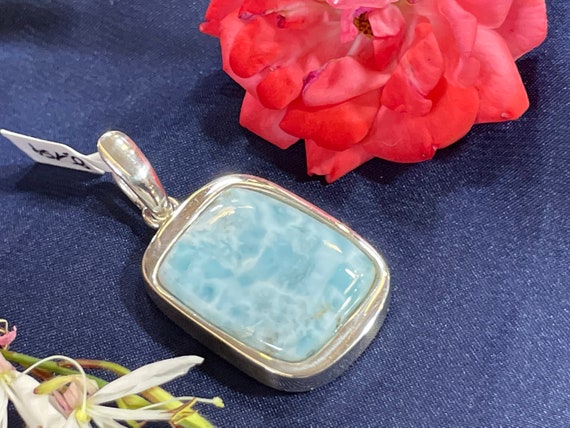 Very nice Larimar Pendant in an extravagant design with silver (925) sterling.