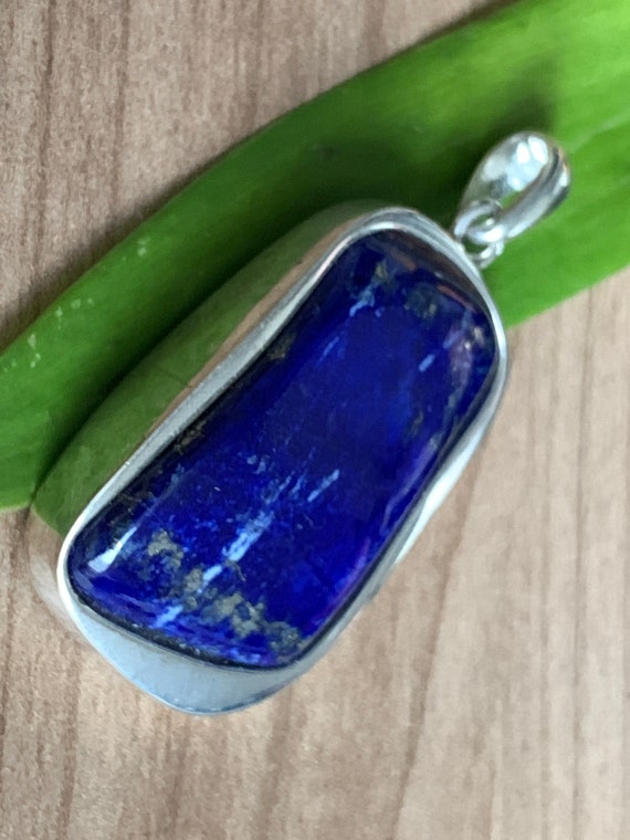 Beautiful natural Lapislazuli Pendant handmade in silver 925 sterling