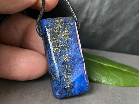 Real lapis lazuli in a unique design