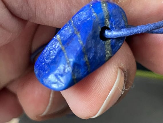 Drilled lapis lazuli pendant – rich blue, usable on both sides, deep blue natural stone with character