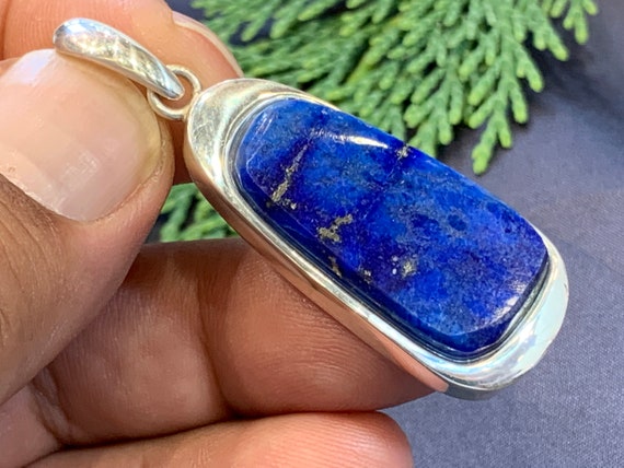 Beautiful natural Lapislazuli Pendant handmade in silver 925 sterling