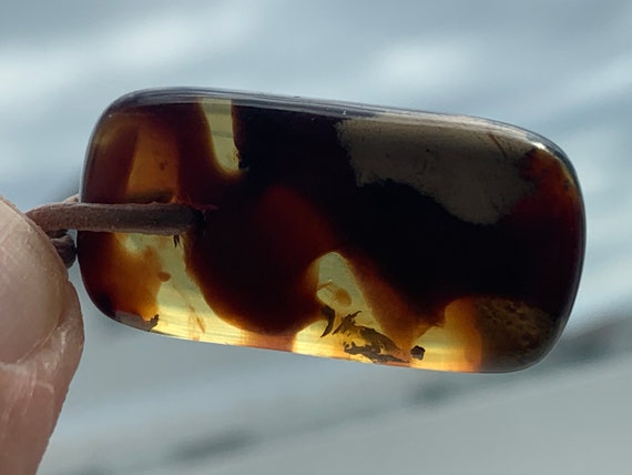 Phenomenal, rare blue amber