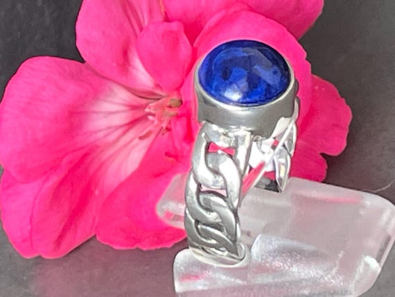Beautiful  Lapislazuli Ring handmade in silver 925 sterling