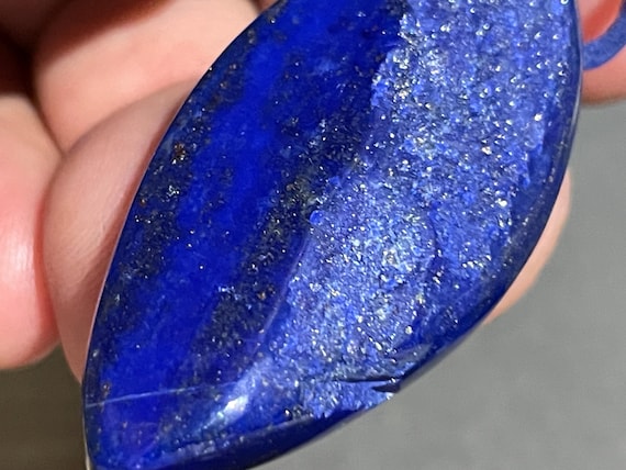 Drilled lapis lazuli pendant – deep blue gemstone with a regal aura, unique natural stone for jewelry & gifts
