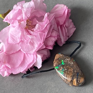 Boulder Opal (Australia) Pendant in Sterling Silver (925)