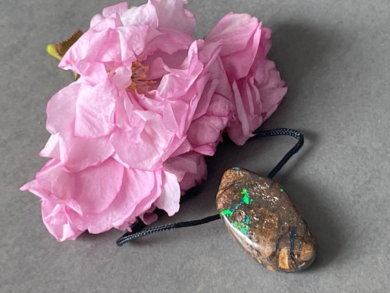 Boulder Opal (Australia) Pendant in Sterling Silver (925)