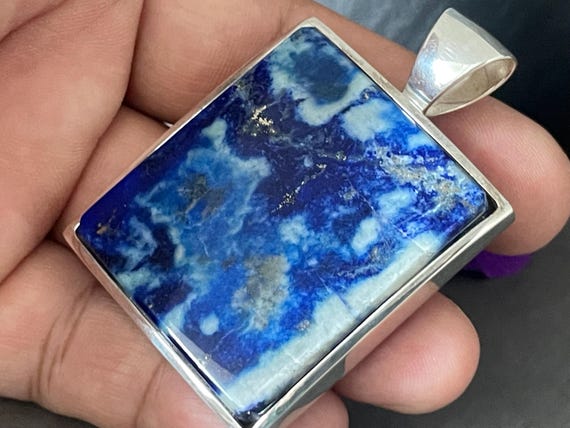 Beautiful natural Lapislazuli Pendant handmade in silver 925 sterling