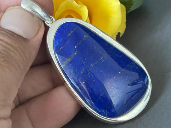 Beautiful natural Lapislazuli Pendant handmade in silver 925 sterling