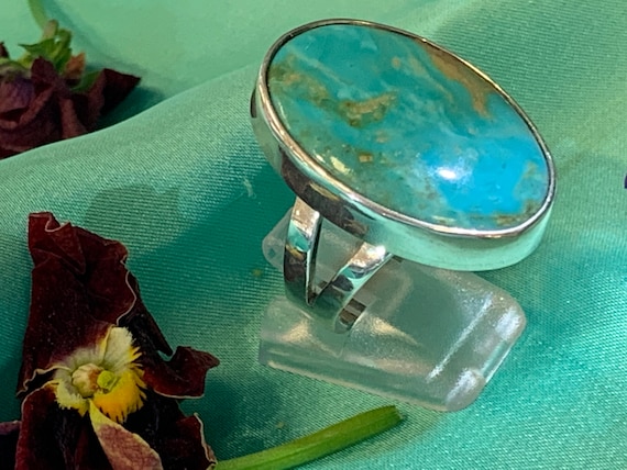 Real turquoise Ring in silver (925) sterling