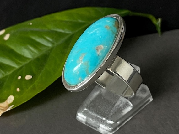 Unique turquoise ring – genuine gemstone from Arizona for protection, strength & inner peace – handcrafted in 925 sterling silver, genuine turquoise