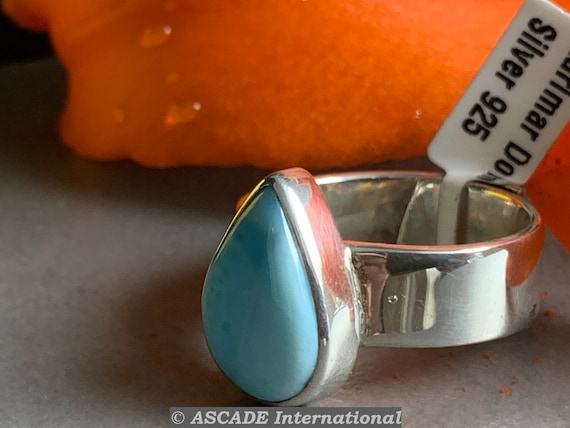 Very nice Larimar ring in an extravagant design with silver (925) sterling.