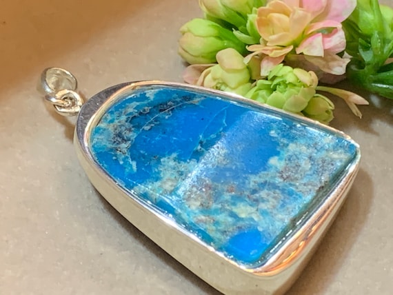 Real turquoise pendant in silver (925) sterling