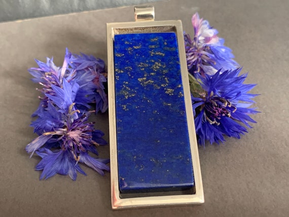 Beautiful natural Lapislazuli Pendant handmade in silver 925 sterling