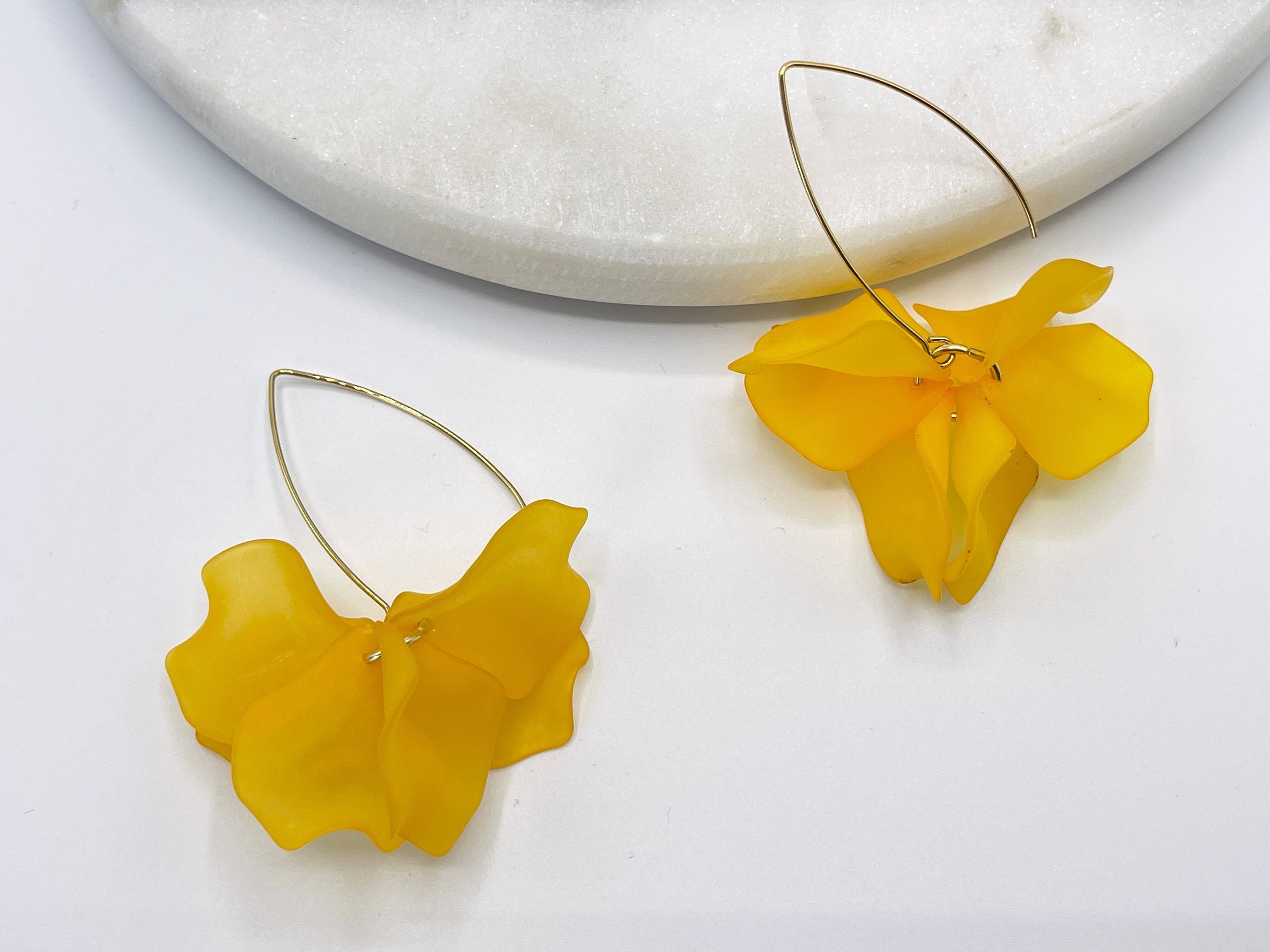Dangle Acrylic Chiffon Petal Earrings - Long Rose Flower Statement Earrings For Women - View #12