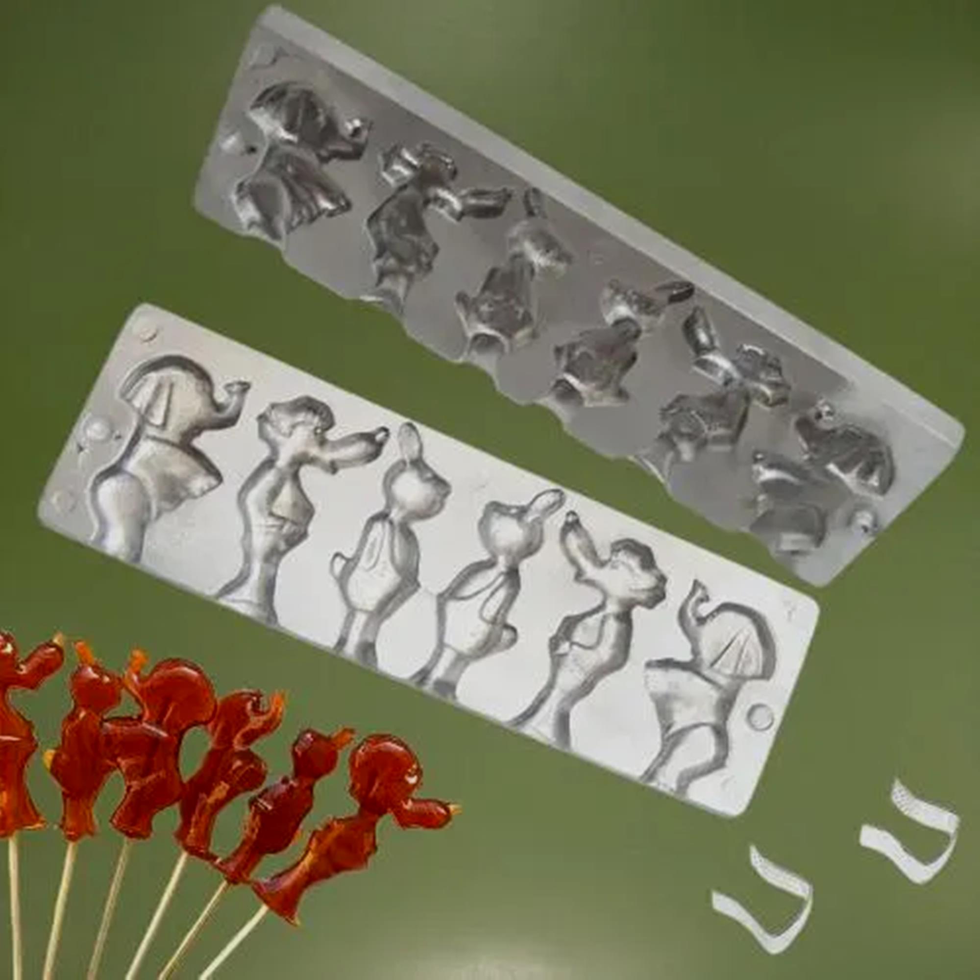Metal vintage mold for making lollipops with sticks based on the cartoon "Well, wait a minute": Wolf, Hare, Elephant+ surprise gift