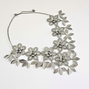 handmade floral & leaf detailed brass statement neckpiece boho chic bold wedding party fashion cocktail necklace with crystal flower charm