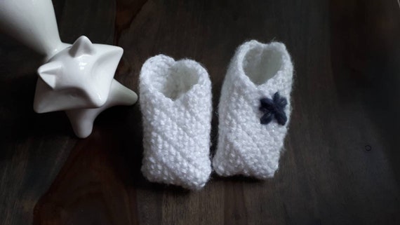 Chausson Bebe Blanc Au Crochet Hiver Au Chaud 0 12 Mois Etsy
