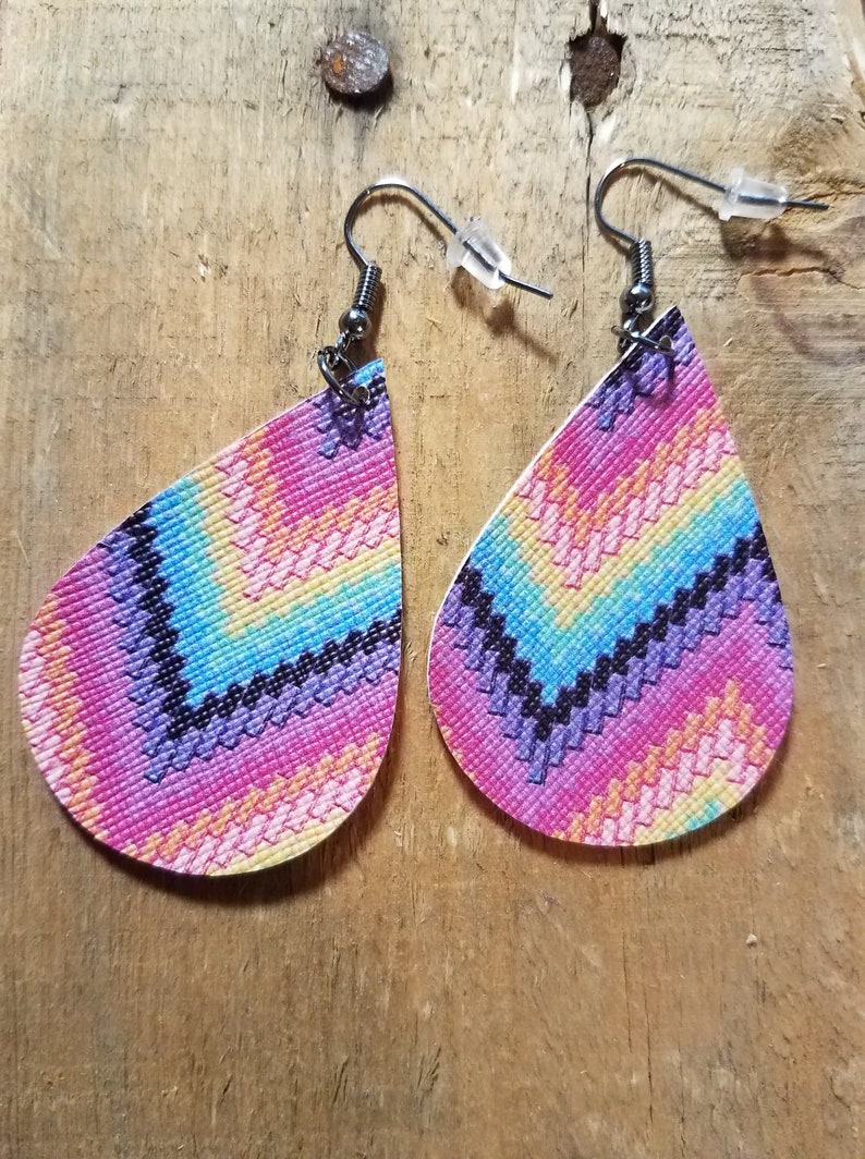 Chevron teardrop earrings
