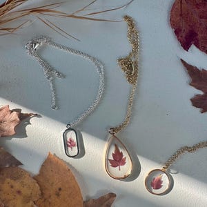 Fall Leaf Necklace, Pressed Leaves, Botanical Jewelry, Resin Necklace, Pressed Leaf Necklace, Hippie Jewelry, Gifts for Her, Fall Jewelry