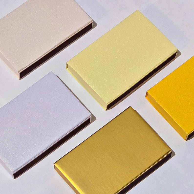 Pearlescent Matchbox with Safety Matches - Iridescent Wedding Favor, Candle Accessory, Shiny Gift Pearl White