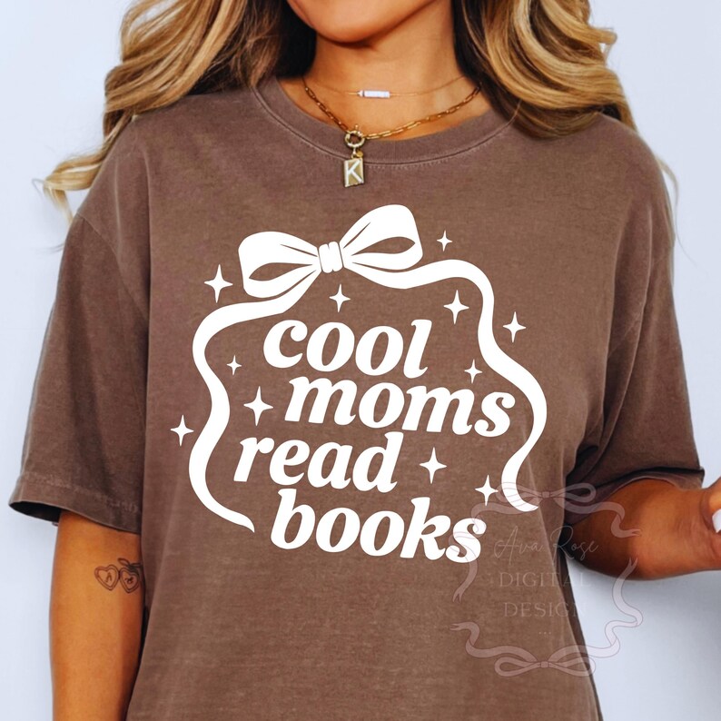 Trendy Retro Mom PNG, Book Lover Mom SVG, Girly Mama PNG, Preppy Mom Shirt Design, Bookish Mom Life Svg, Vintage Bow Womens Shirt Sublimation, Everyday Digital Png, Popular Quote Png, Trending Womens Sublimation, Bookworm Tshirt Design