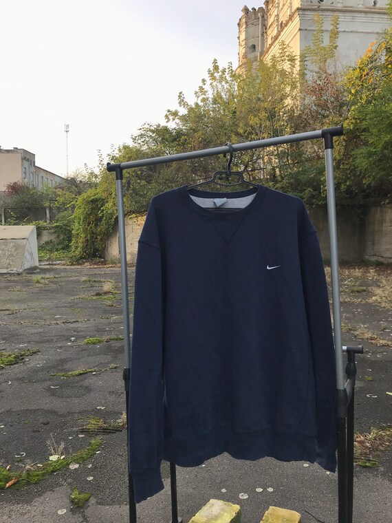 Vintage Nike crewneck embroidered logo