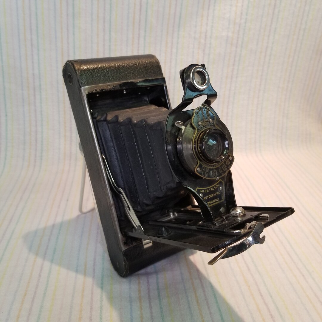 Antique Eastman Kodak No. 2A Folding Autographic Brownie Film Camera