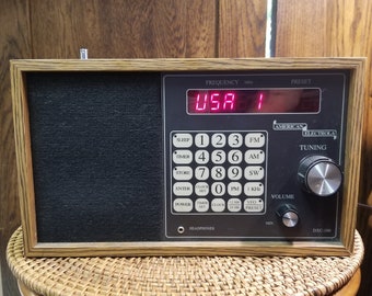 1990s Working American Electrola DXC-100 Shortwave AM FM Radio Receiver Clock Timer Wooden Housing
