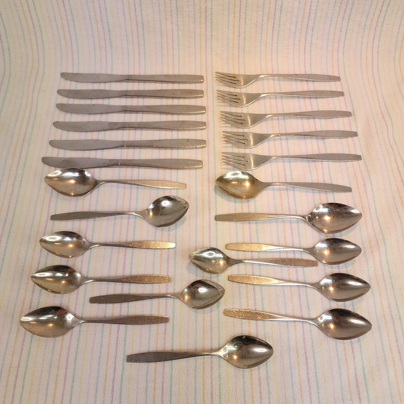 Vintage 1990s Oneida lido Stainless 23pc Flatware Etsy