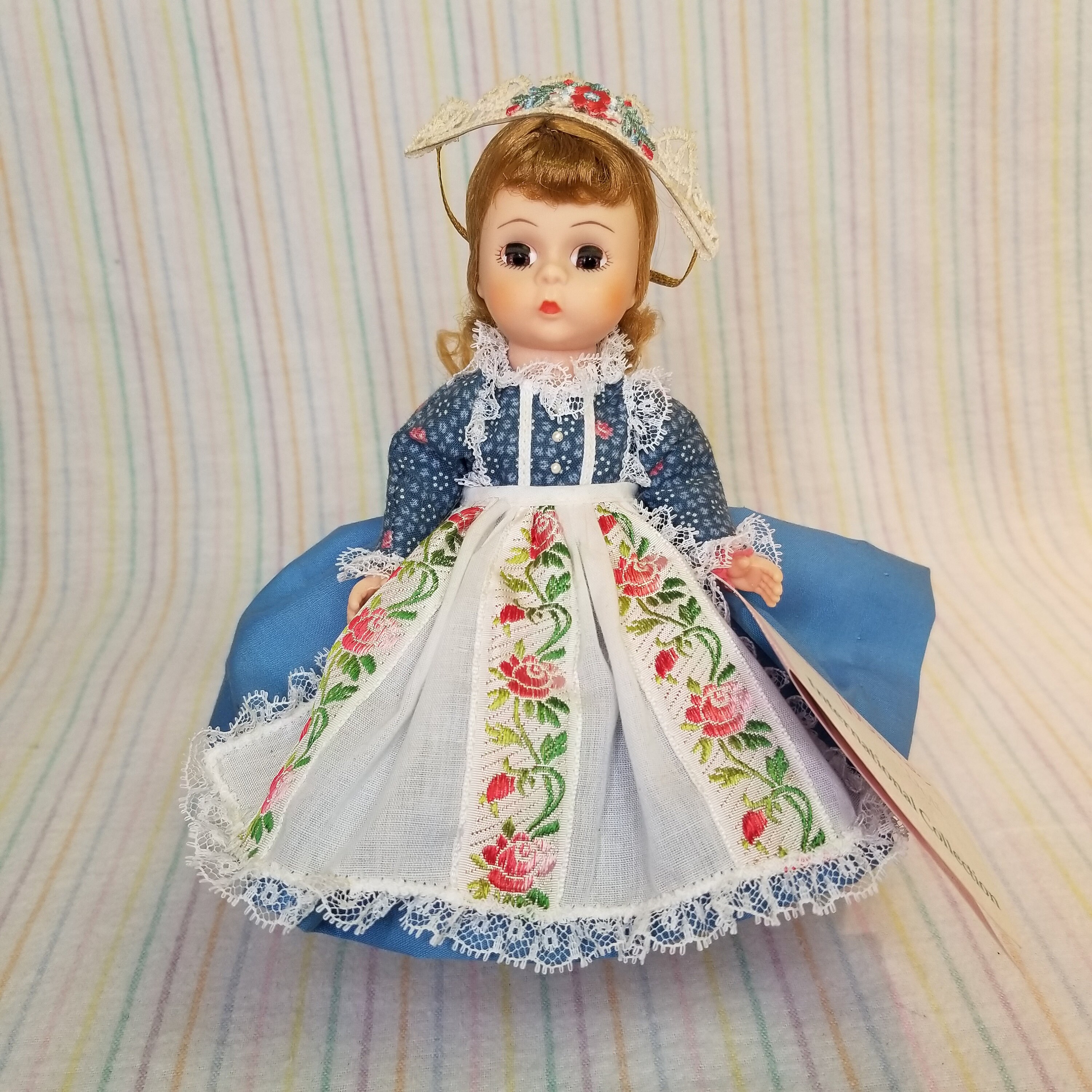 Madame Alexander Dolls International - Etsy
