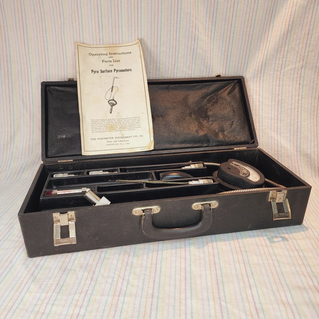 UNTESTED Vintage 1970s Pyro Surface Meter W/ Case Directions Pyrometer