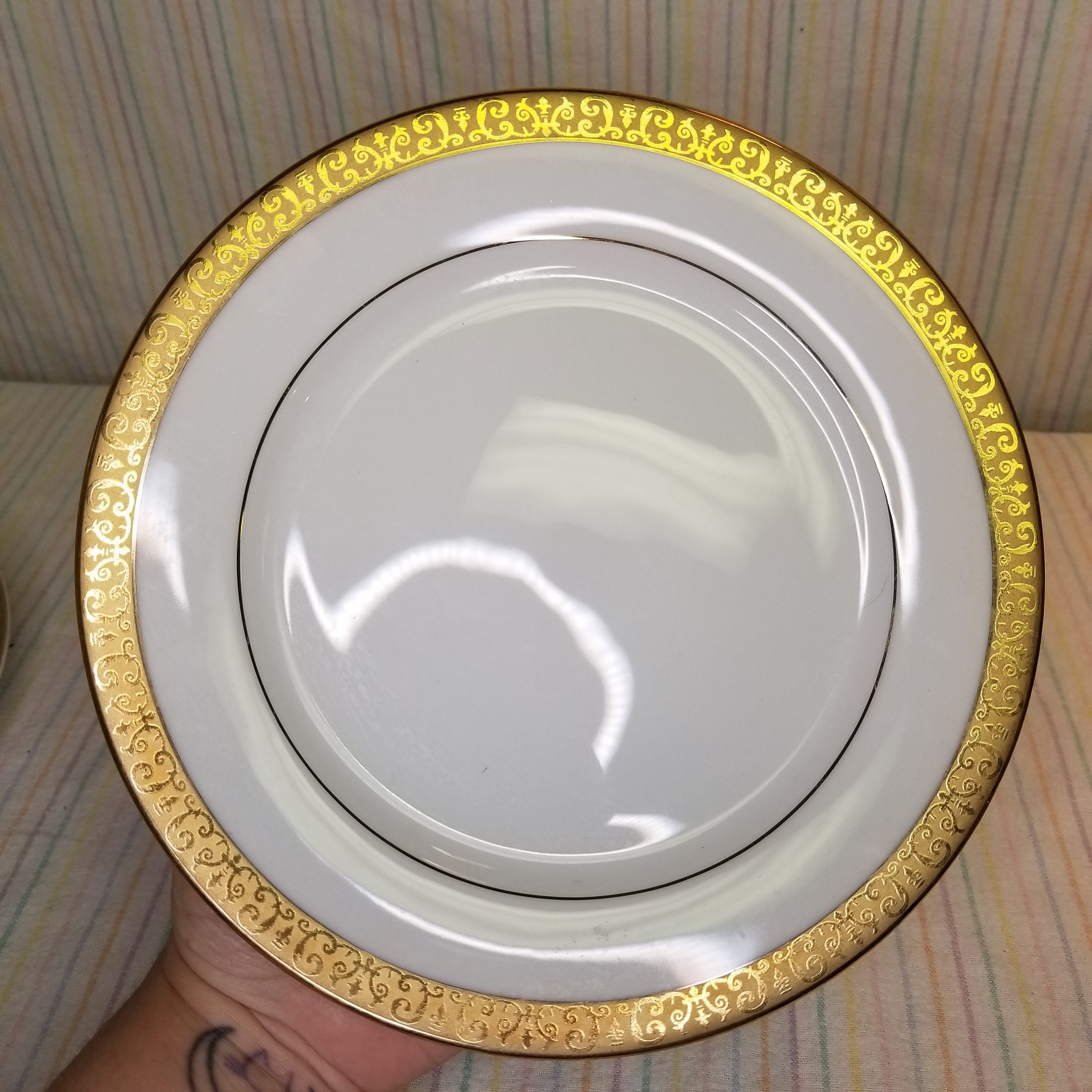 Vintage Gold Buffet Royal Gallery Gold 1991 and Sango Royalty 3625