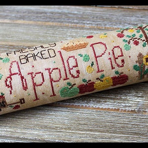 Versgebakken appeltaart ~ kruissteekpatroon van New York Dreamer Needleworks ~ nieuwe kruissteekkaart, bakken, oma deegroller