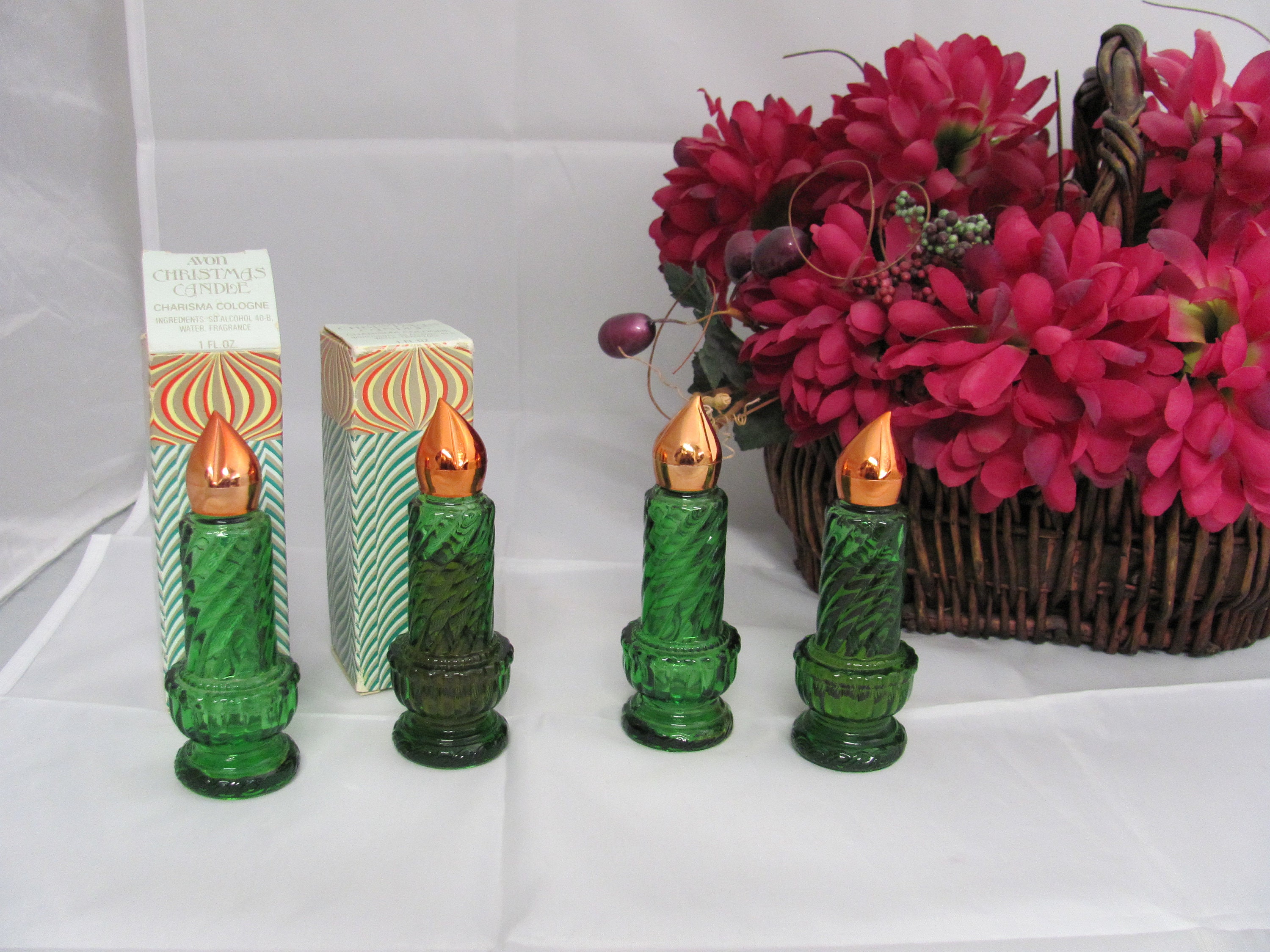 Avon Christmas Candle Cologne Bottle Decanter 1977 Green