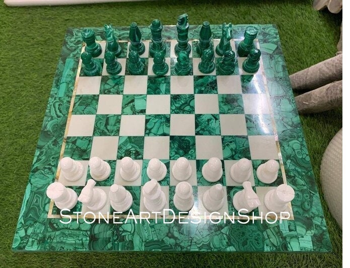 Travel Chess Game Board Set Chess Set, Diamond-Encrusted Hetian Jade Chess  Pieces and Wooden Chessboard Collection, Creative Gifts Beginner Chess Set