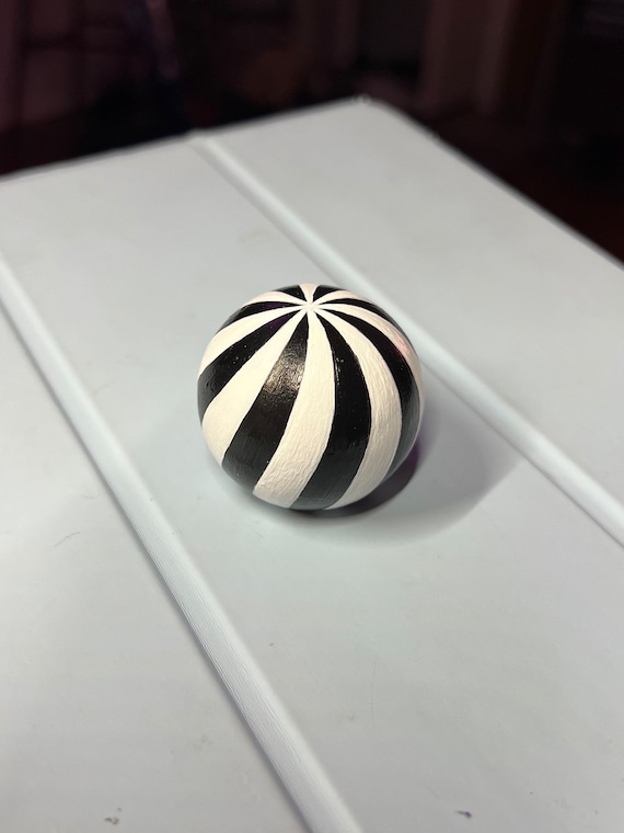 Black and White Striped Painted Candy Spiral Ball, Willy Wonka