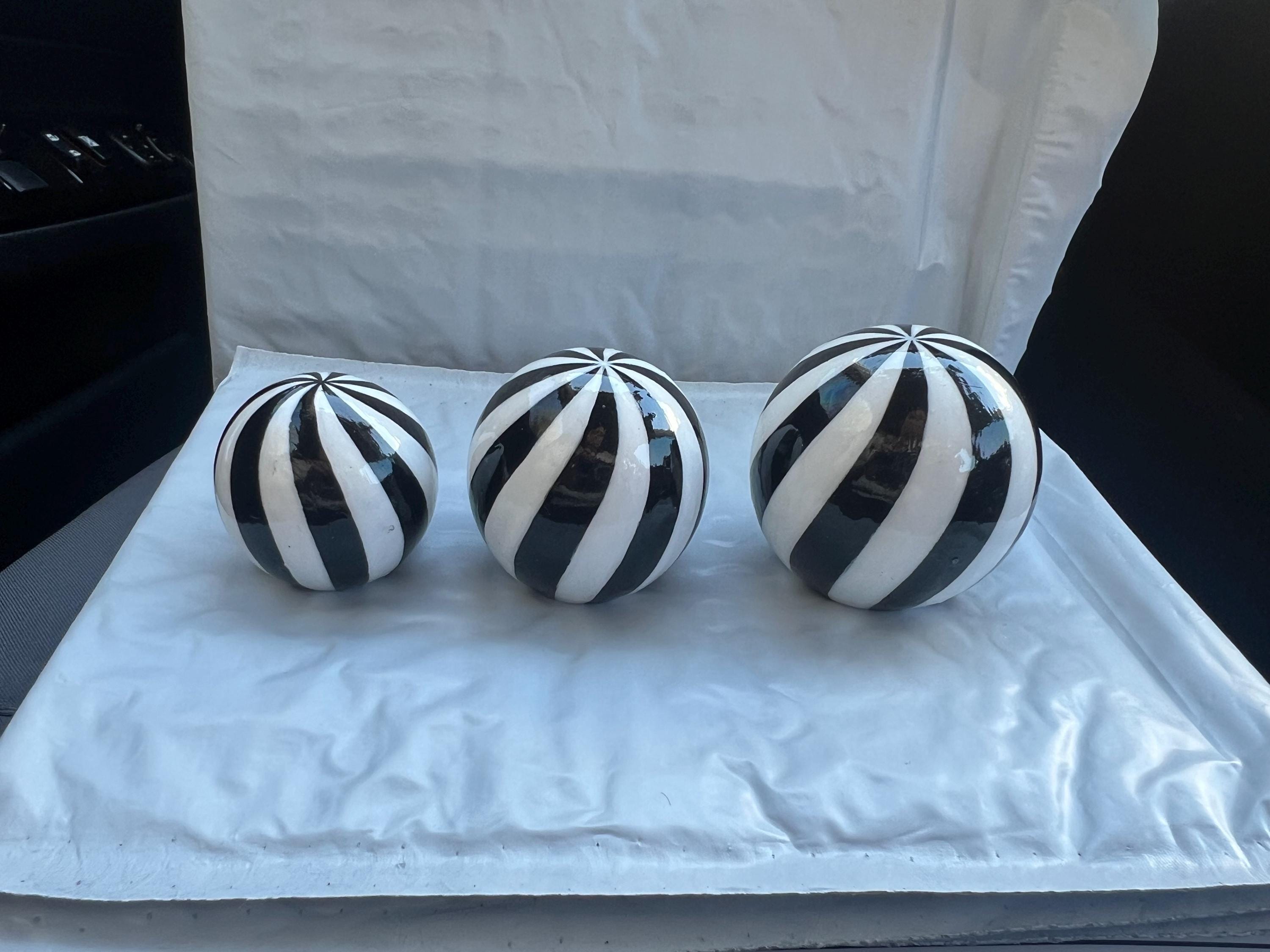 Black and White Striped Painted Candy Spiral Ball, Willy Wonka